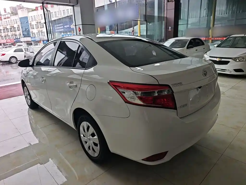 Toyota Vios 2015