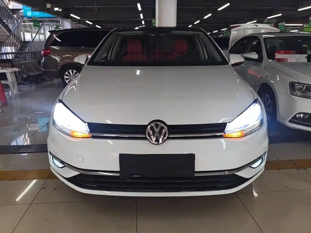 Volkswagen Golf 2020
