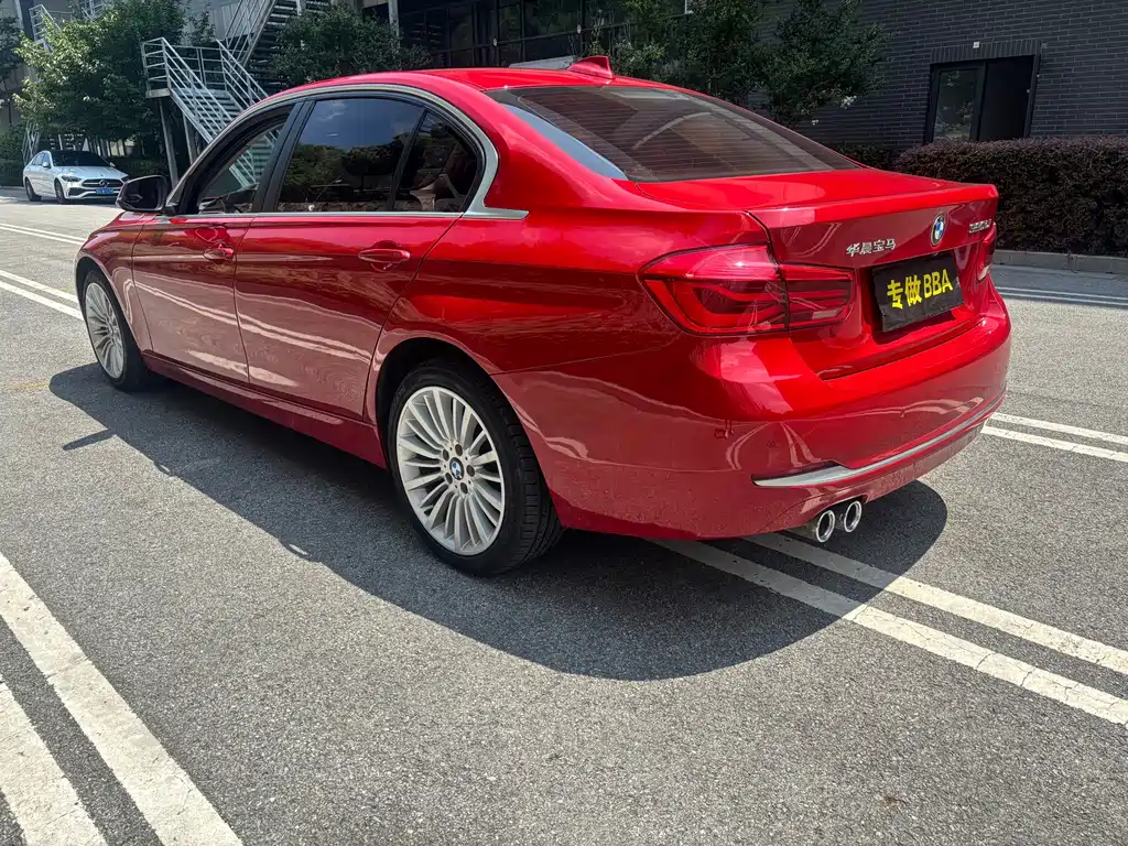 BMW 3 Series 2017 — фото 18