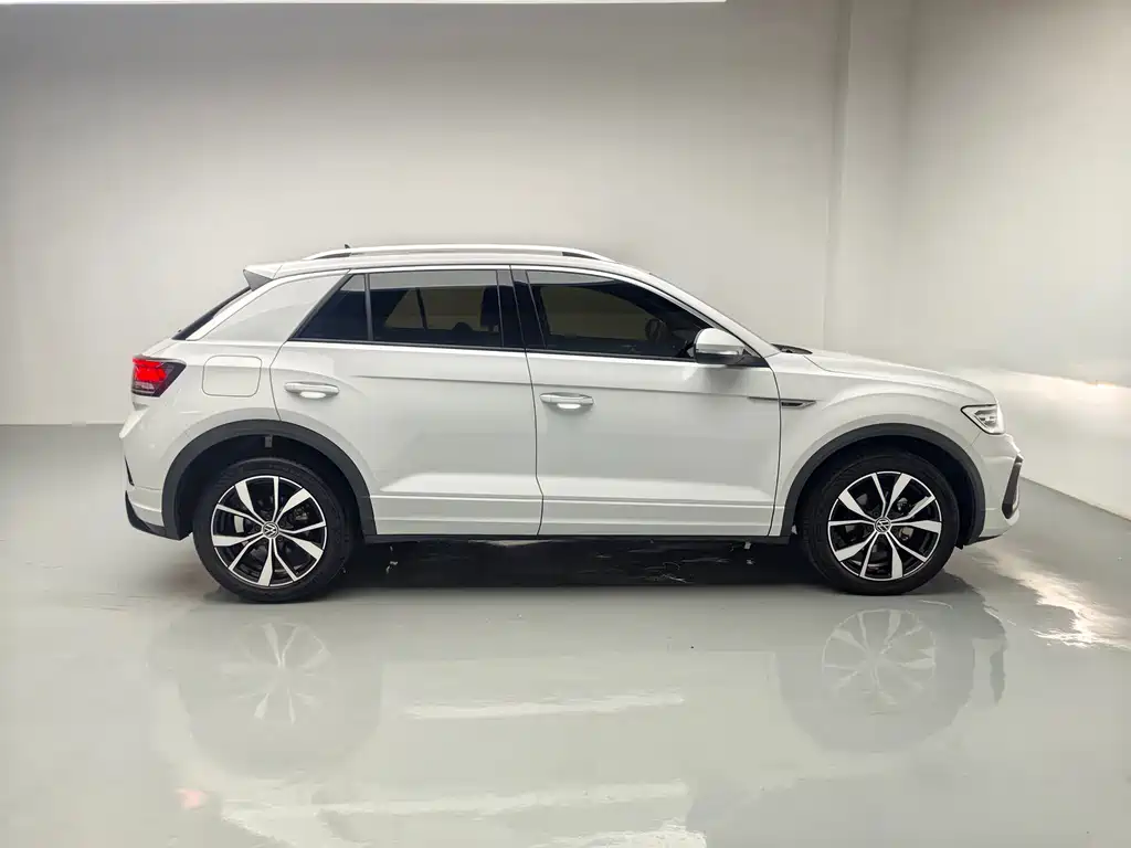Volkswagen T-Roc 2024 — фото 9