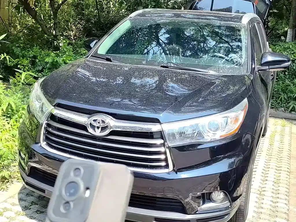 Toyota Highlander 2015 — фото 3