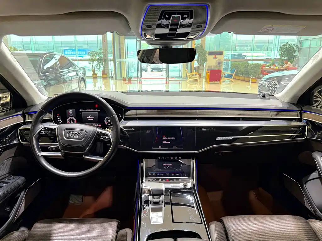 Audi A8 2022