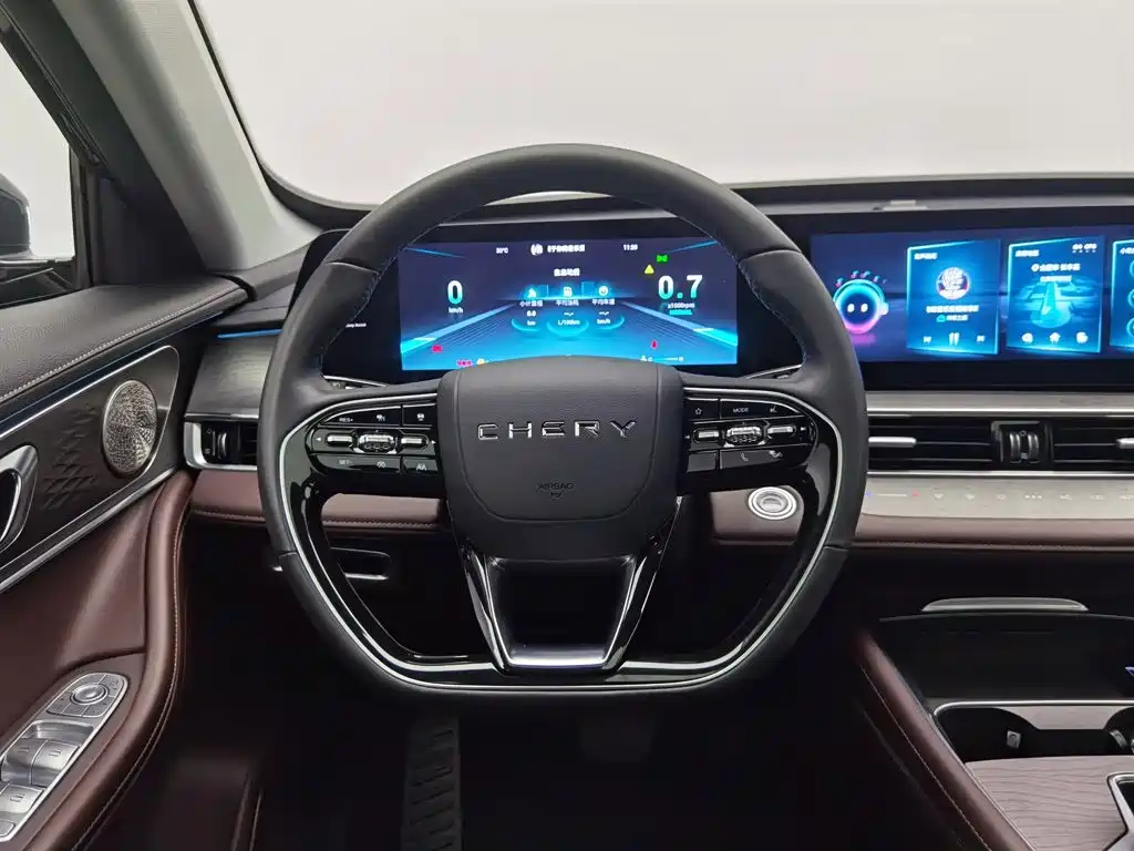 Chery Tiggo 8 PRO 2023 — фото 11
