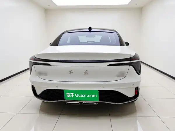 Hongqi H6 2025