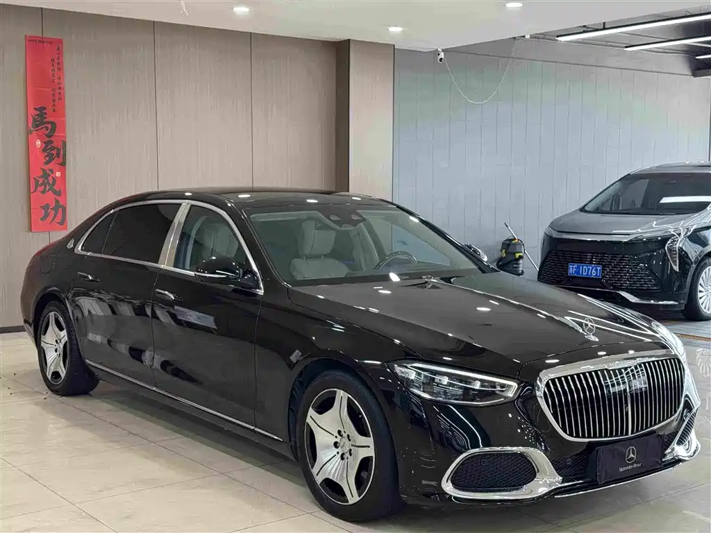 Mercedes-Benz Maybach S-Class 2024