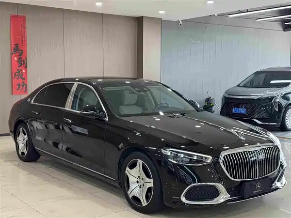 Mercedes-Benz Maybach S-Class 2024