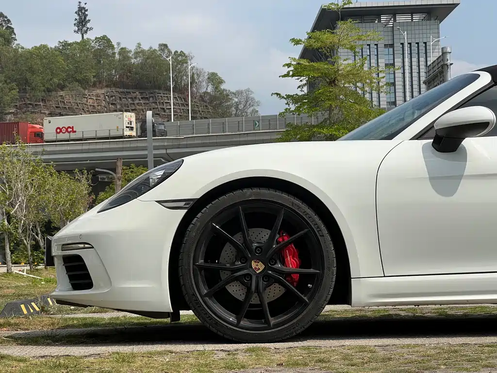 Porsche 718 2024 — фото 12