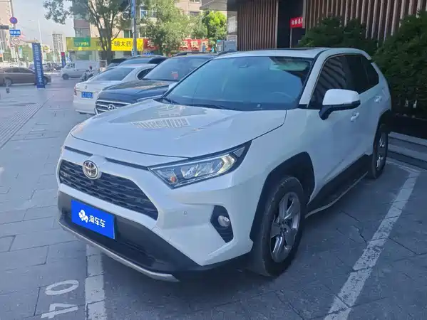 Toyota RAV4 2023
