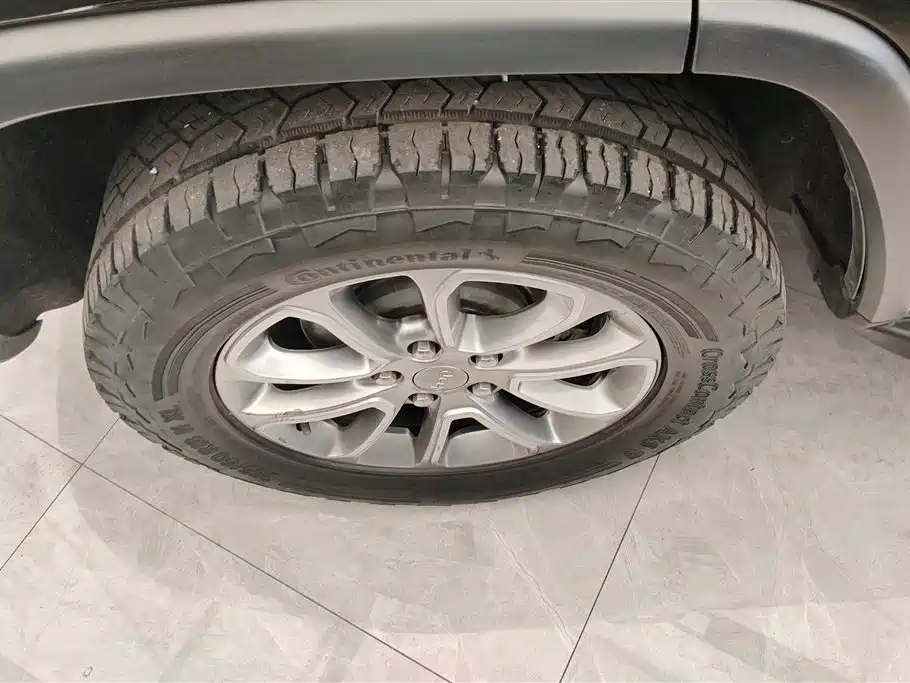 Jeep Grand Cherokee 2014