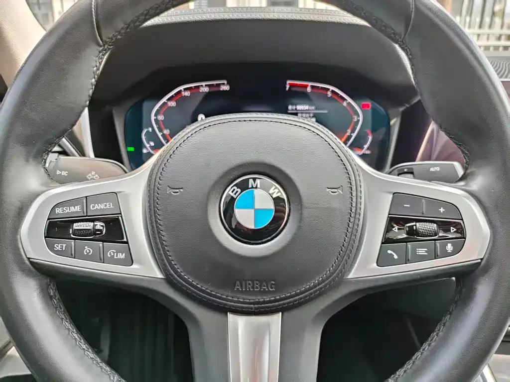 BMW 3 Series 2021 — фото 16