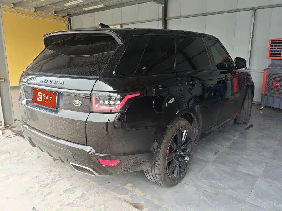 Land Rover Sport 2020