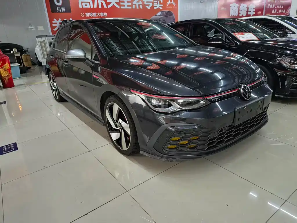 Volkswagen Golf GTI 2022