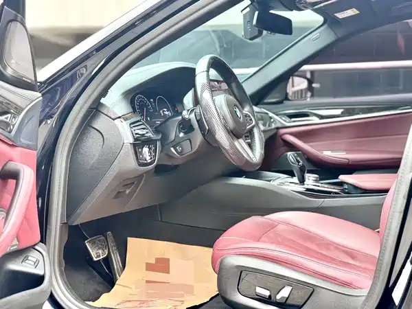 BMW 5 Series 2019