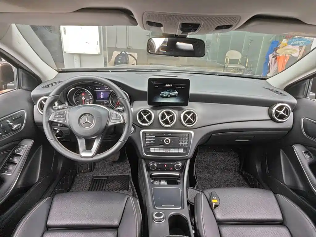 Mercedes-Benz GLA 2017