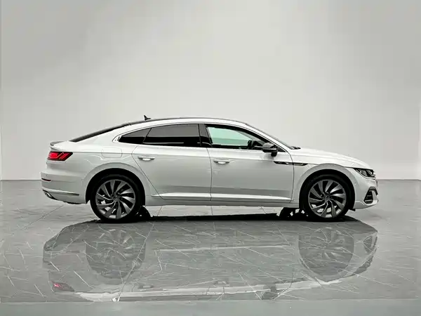 Volkswagen CC 2024