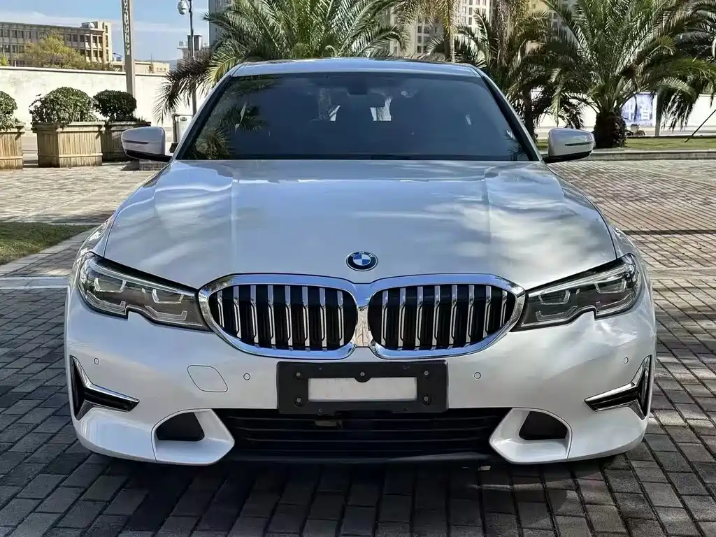 BMW 3 Series 2020