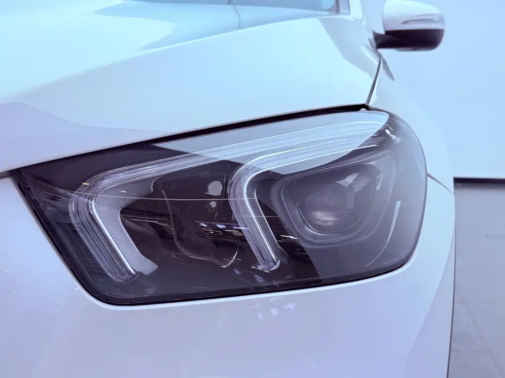 Mercedes-Benz GLE 2020 — фото 28