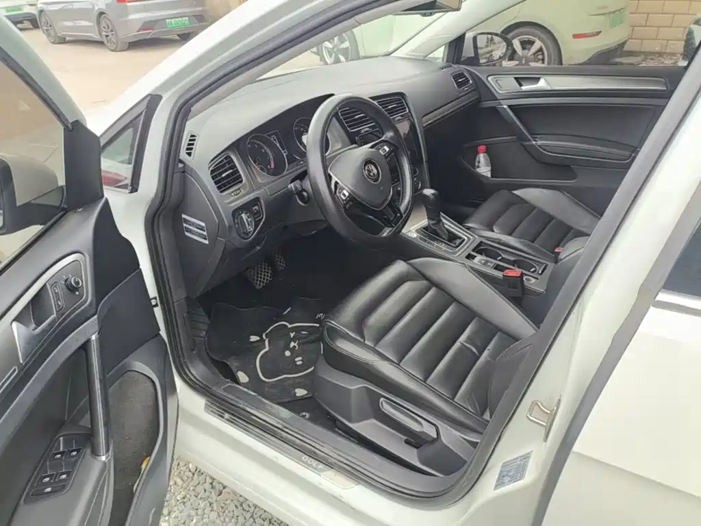 Volkswagen Golf 2016 — фото 16