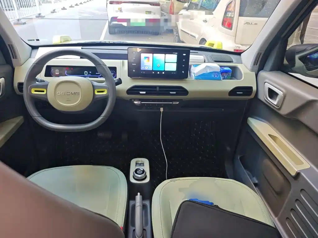 Geely Galaxy Panda 2024 — фото 10