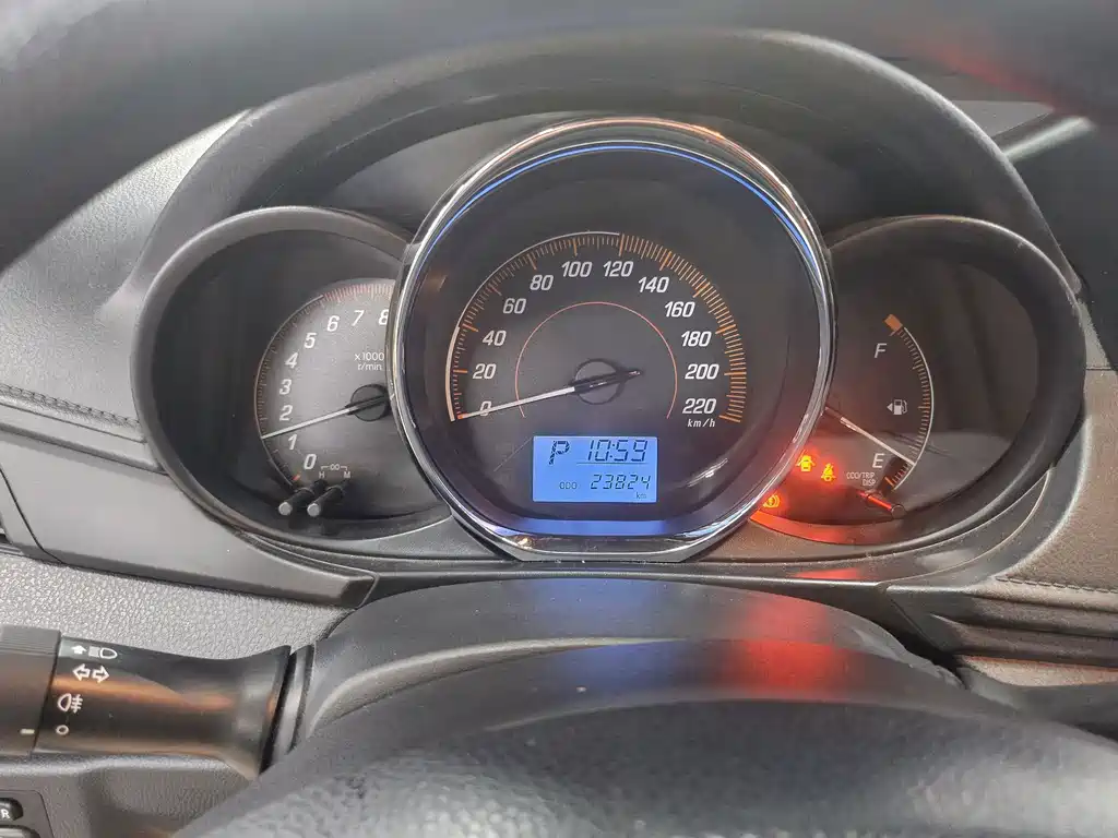 Toyota Yaris L 2020