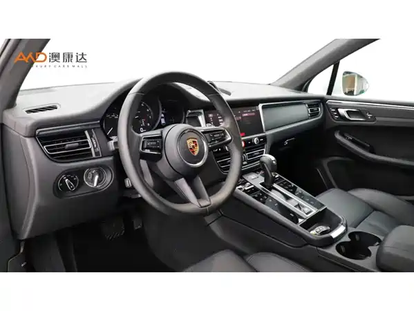 Porsche Macan 2022