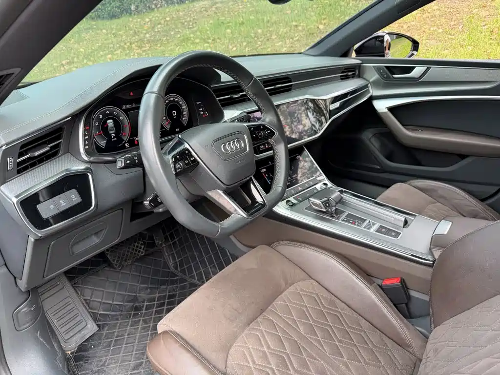 Audi A7L 2023 — фото 7