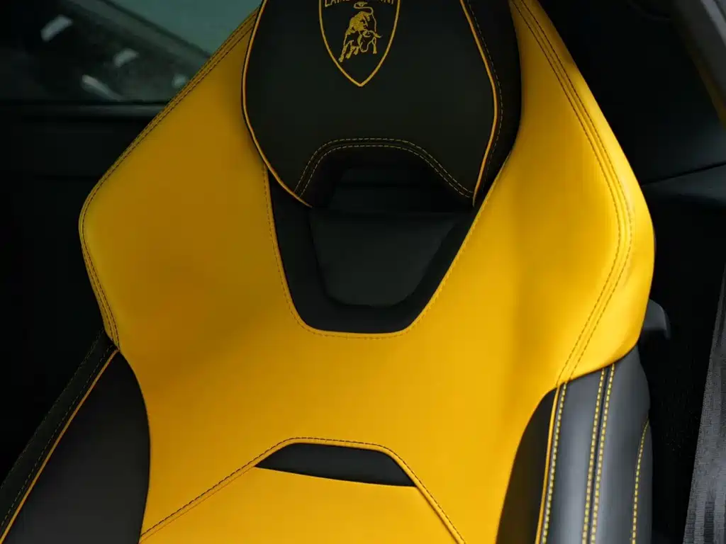 Lamborghini Huracan 2023 — фото 8