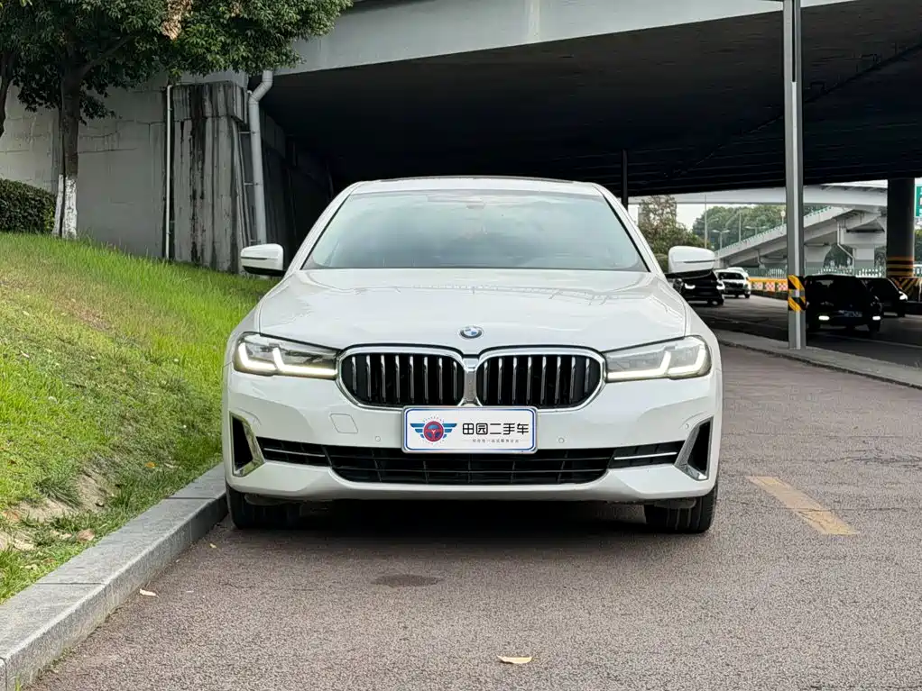 BMW 5 Series 2023