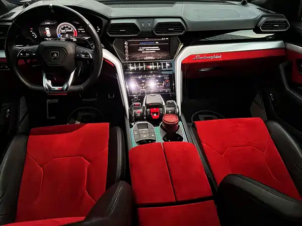 Lamborghini Urus 2019