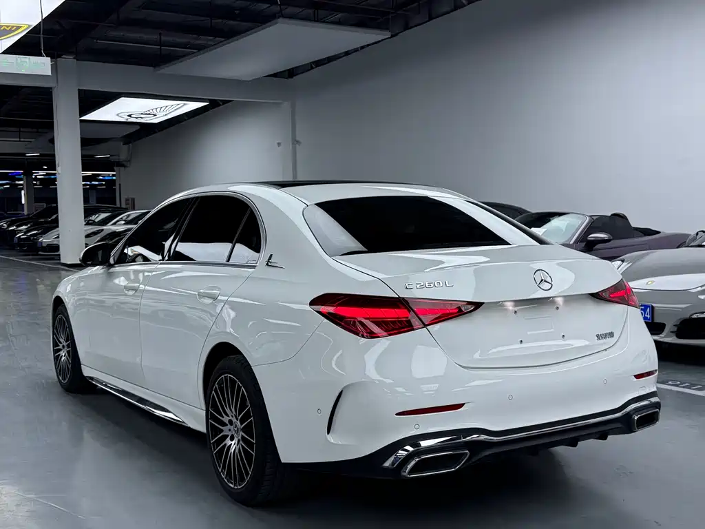 Mercedes-Benz C-Class 2023 — фото 16