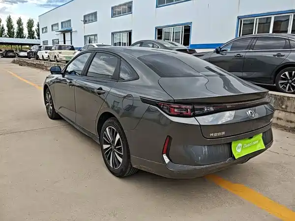 Changan Qiyuan A05 2025
