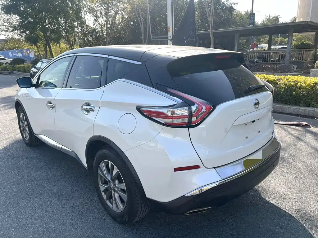 Nissan Murano 2018 — фото 8