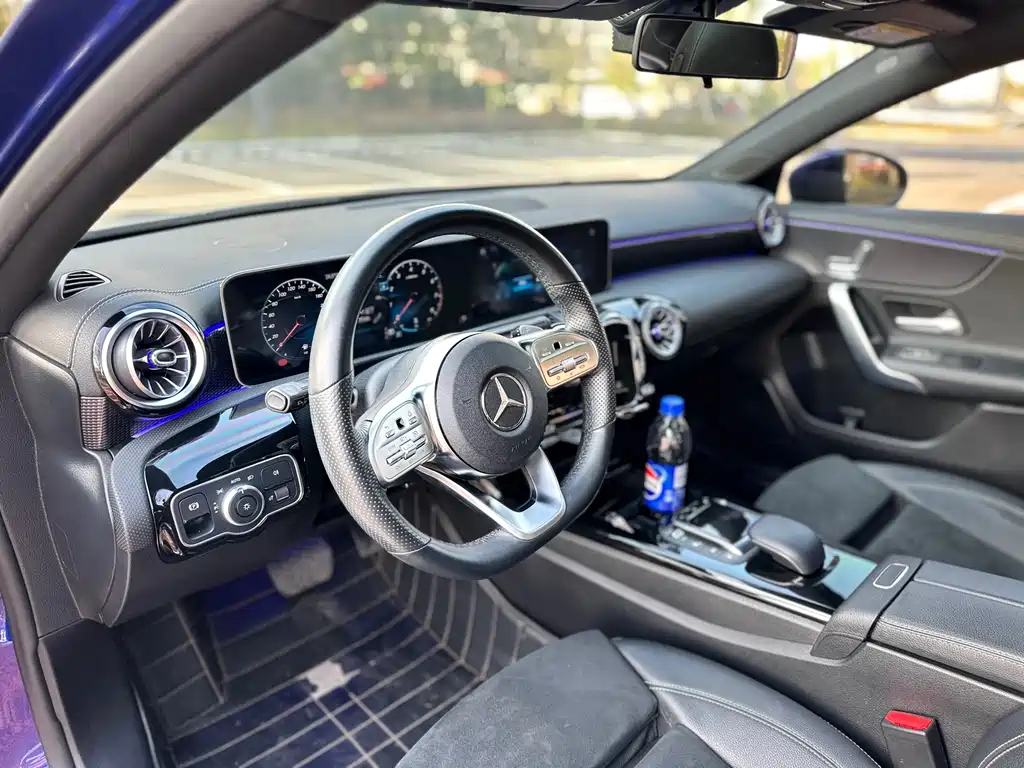 Mercedes-Benz A-Class 2020 — фото 4