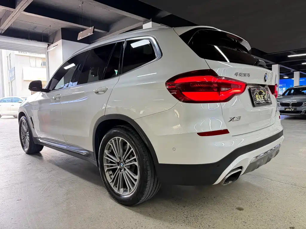 BMW X3 2019 — фото 11