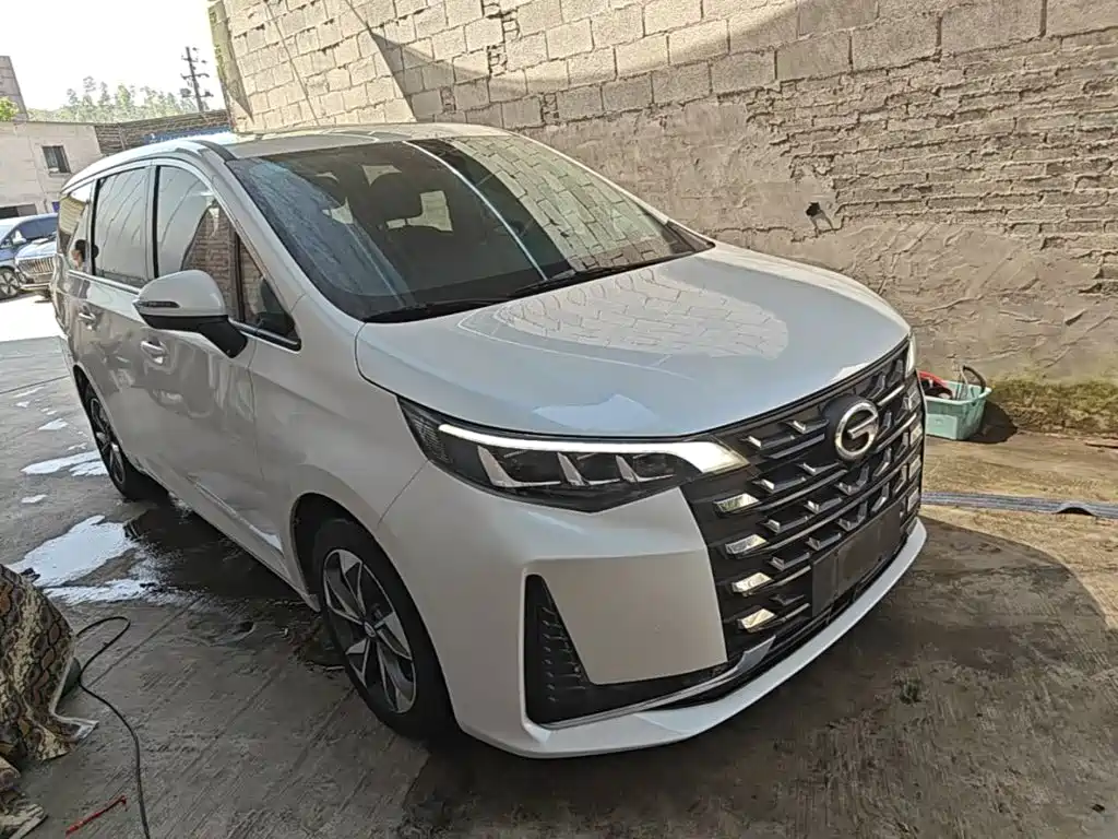 GAC Trumpchi M6 2022 — фото 4