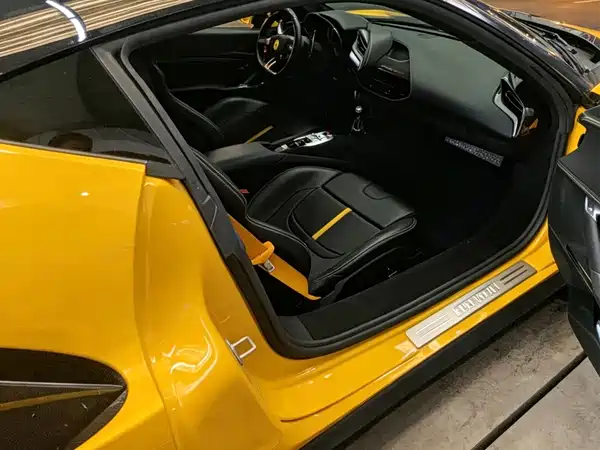 Ferrari SF90 2022