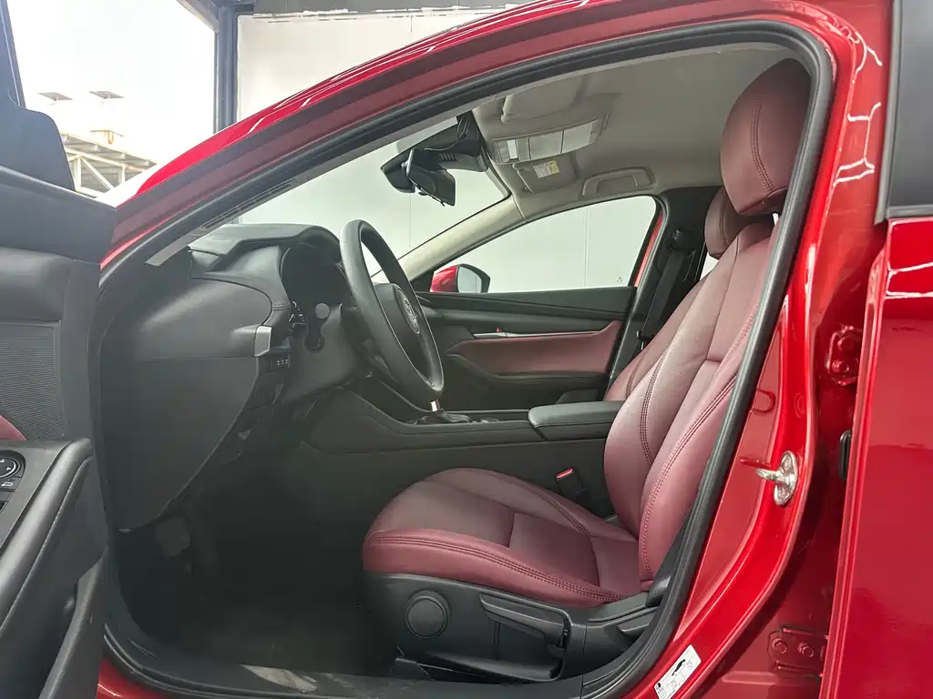 Mazda 3 Angkesela 2022