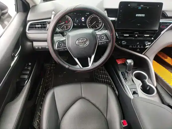 Toyota Camry 2023