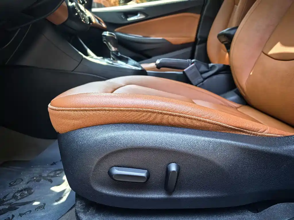 Chevrolet Cruze 2015 — фото 11