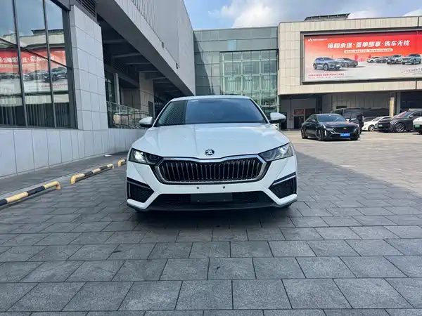 Skoda Octavia 2023