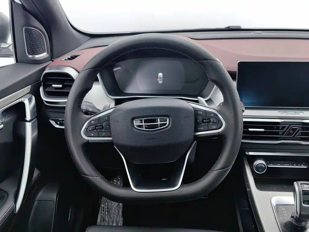Geely Binyue 2019 — фото 11