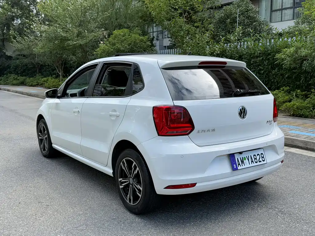 Volkswagen Polo 2017 — фото 4
