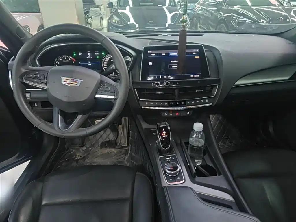 Cadillac CT5 2022 — фото 10