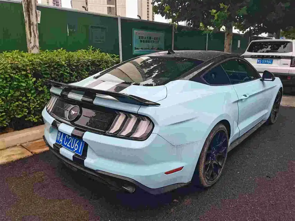 Ford Mustang 2021 — фото 4