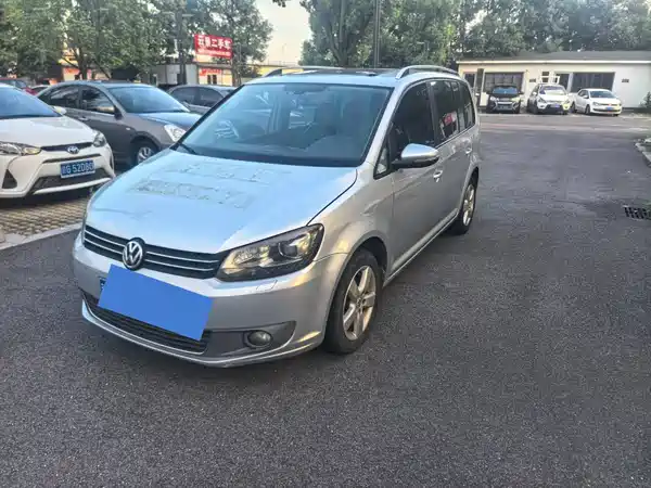 Volkswagen Touran 2013
