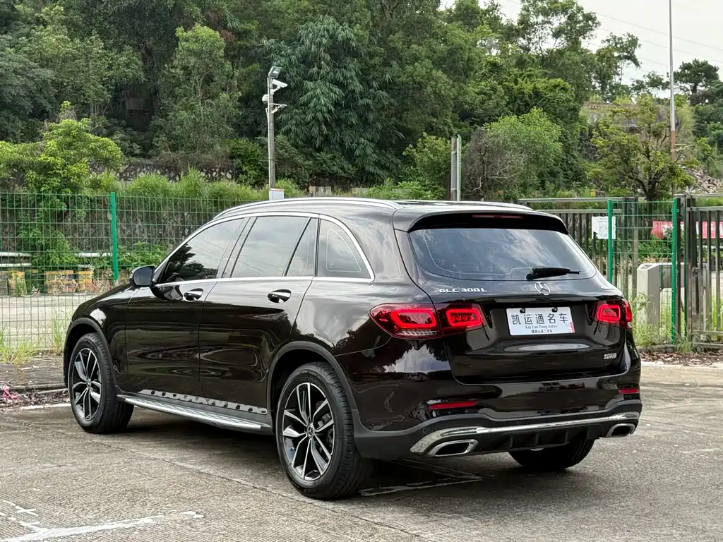 Mercedes-Benz GLC 2021 — фото 12