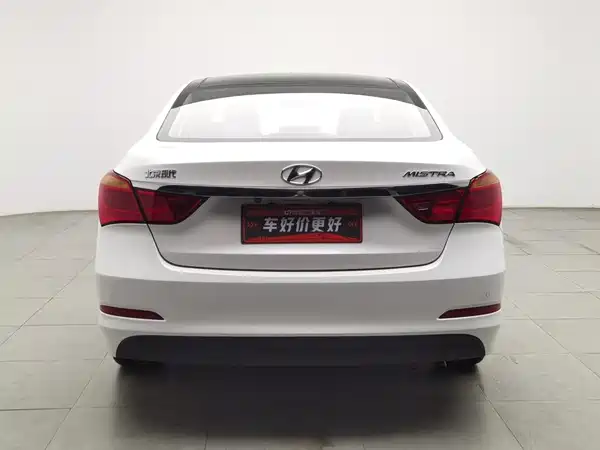 Hyundai Mistra 2015