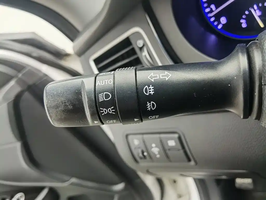 Hyundai Mistra 2015 — фото 21