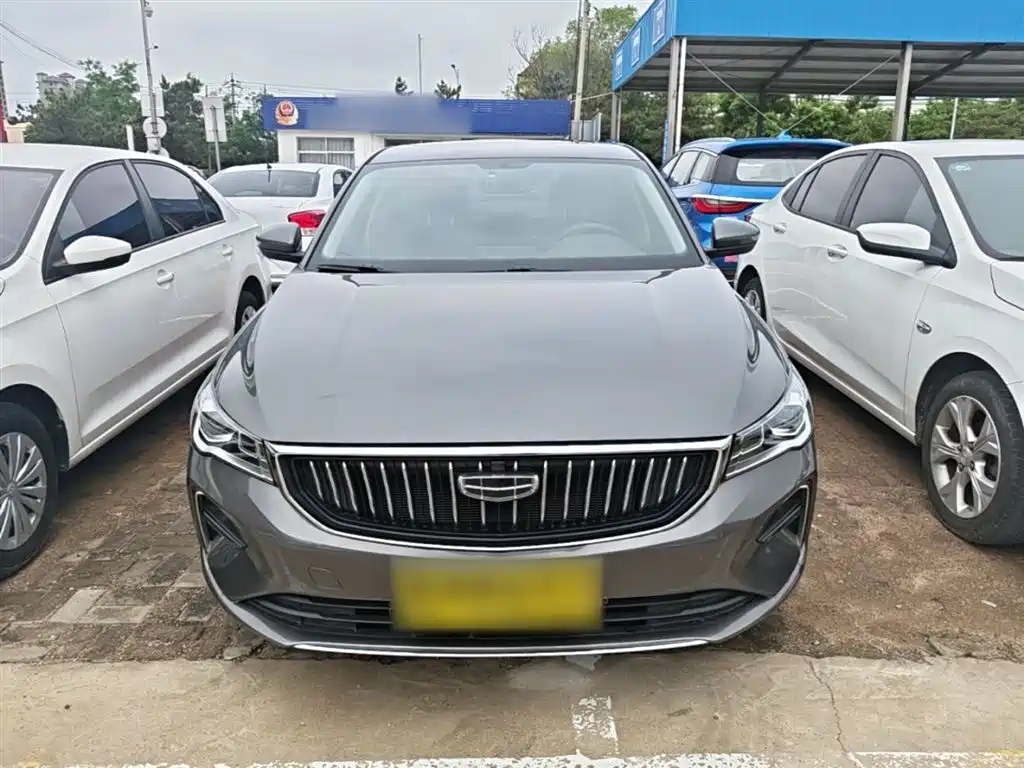Geely Emgrand 2023 — фото 3