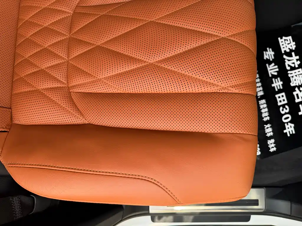 Lexus LX 2020 — фото 19